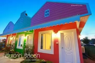 アパートホテル ที่พักสกลนคร กรีนเฮ้าส์ รีสอร์ท