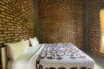 住宿加早餐 Panji Hostel