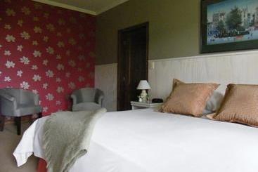 Bed and Breakfast Renmore House