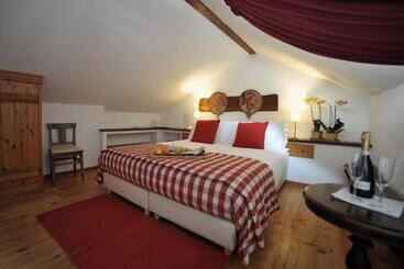 호텔 La Grange  Animal Chic