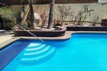 アパートホテル Las Gaviotas Condo Hotel La Paz Bcs