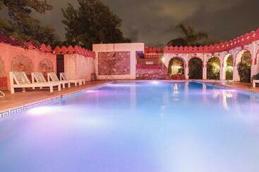 Resorts Country Side Refined By Nature