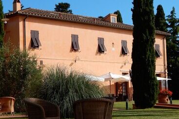 فندق Agriturismo Santo Pietro