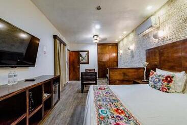 호텔 El Zaguan Colonial By Guru