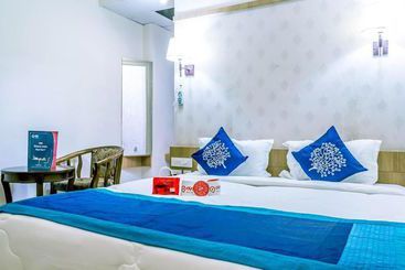 فندق Oyo Rooms Opposite Cmr Central