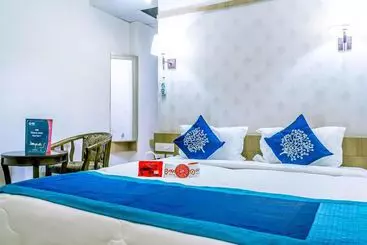 فندق Oyo Rooms Opposite Cmr Central