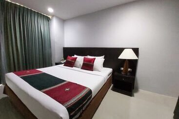 فندق Ampo Residence