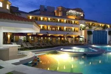 Hotelli Excelaris Grand Resort Conventions & Spa