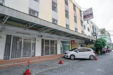 아파트 Patta Place