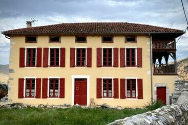 مبيت وإفطار à L Orée Du Cagire