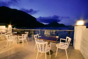 Hotelli The Beach House