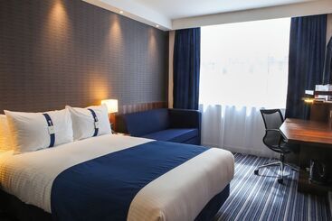 בית מלון כפרי Holiday Inn Express Middlesbrough   Centre Square, An Ihg