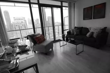 公寓 Toronto Escape   The Ruby Pink Suite