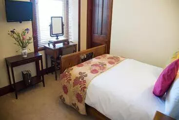 Bed and Breakfast Tali Ayer