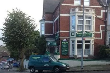هتل Aberthaw House