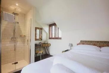 ホテル The Bell Broadway