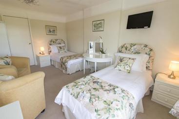 Leygreen Farmhouse Bed And Breakfast