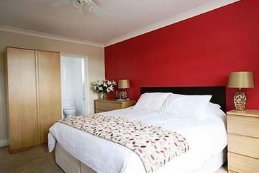 پانسیون Dunmow Guesthouse