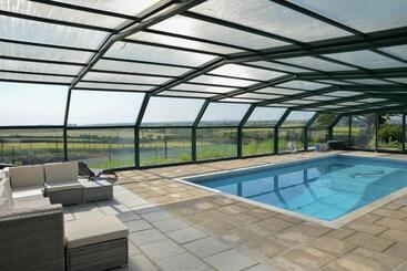 별장 Tregaddra Farm B&b