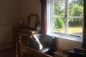 تختخواب و صبحانه Gilberts End Farm