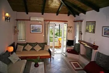 Hotel Sunny Garden Studios