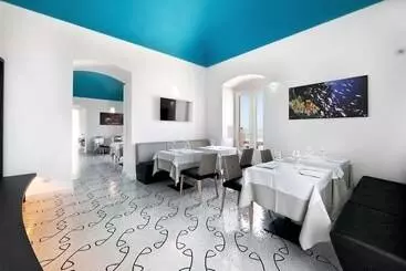 هتل Zafran Boutique