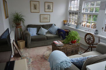 ベッドアンドブレックファースト Seashore Cottage