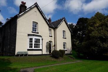 مبيت وإفطار The Old Vicarage