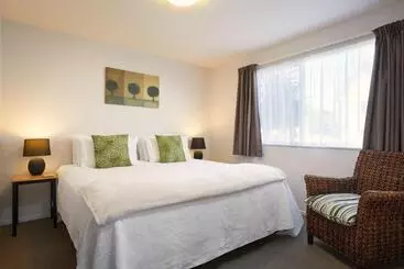 Blenheim Palms Motel