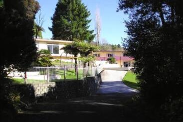 בית מלון כפרי Panorama Motor Inn