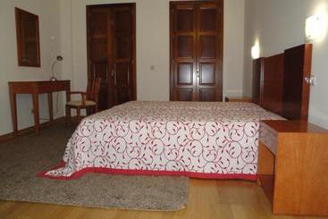 Пансион Guesthouse Muralhas Do Mino