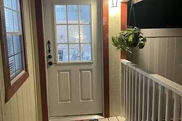 Aamiaismajoitus (B&B) The Tiny Cottage In The Springs