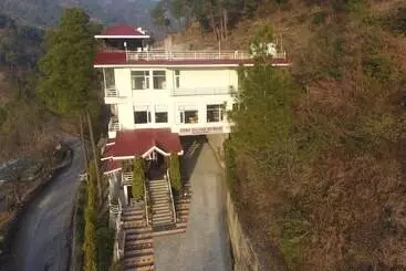 Chail Village Retreat By Kyte Hotels