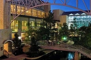 کلبه Magnificent 4br Near Famous Riverwalk And Downtown