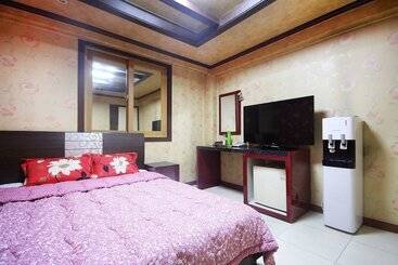 모텔 Busan Hadan Royal