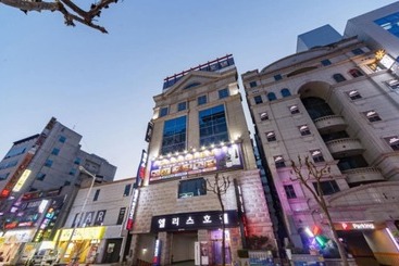 Motell Gwangju Sangmu Alice Business