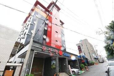 Motel Gwangju Sangmu Honeymoon