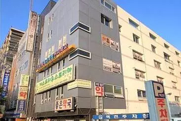 ペンション Guesthouse Korea Busan Station