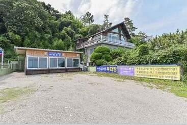 Ulsan Seaside Pension
