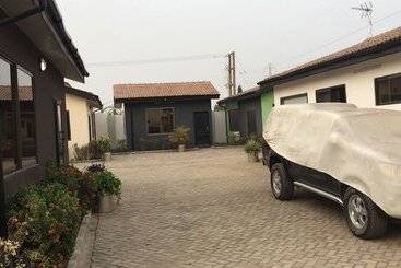 Aamiaismajoitus (B&B) Reko Homes