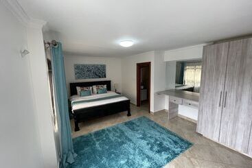 پانسیون Clemsa Boutique