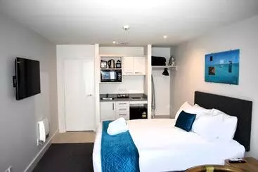 Aparthotel 6 On Adams