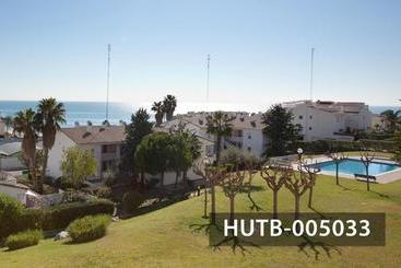 آپارتمانهای توریستها Family Pool & Beach