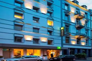 Ambassador Hotel Frankfurt