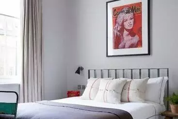 هتل Artist Residence London