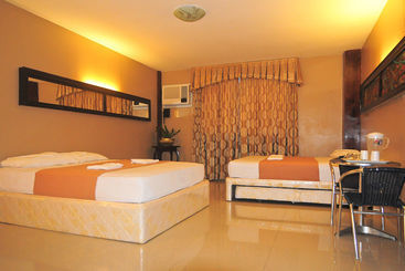 Hotel Royal Coast Tourist Inn And Restaurant