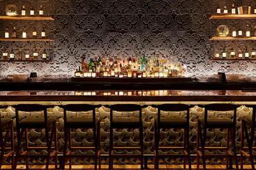 The Godfrey Hotel Boston