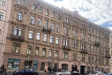 هتل Liteyniy Dvor