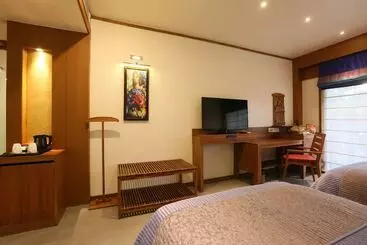 ホテル Brys Caves