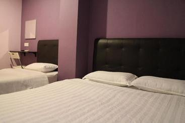 בית מלון כפרי De Jaya